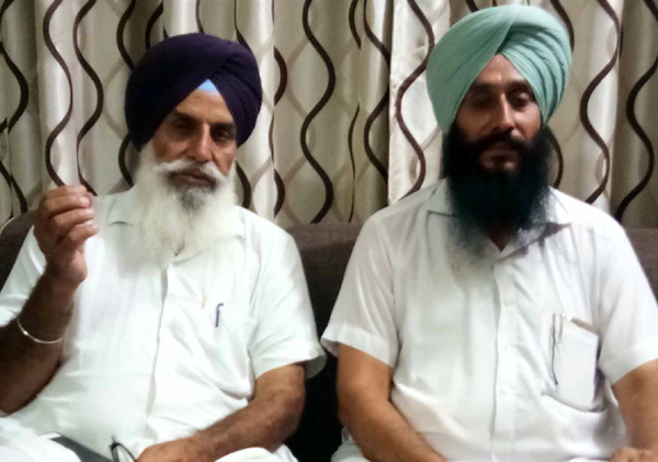 ਲੜਾਈ ਝਗੜੇ ''ਚ ਨਾਮਜ਼ਦ ਅਕਾਲੀ ਆਗੂ ਨੇ ਆਪਣੇ ਆਪ ਨੂੰ ਦੱਸਿਆ ਬੇਕਸੂਰ