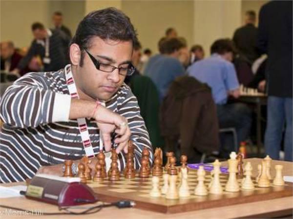 all the main claimants of the commonwealth chess championship go on