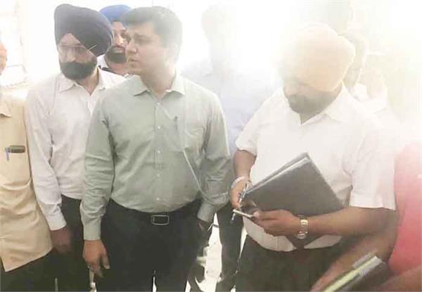 s  d  m  the surprise check of the punjab roadways office