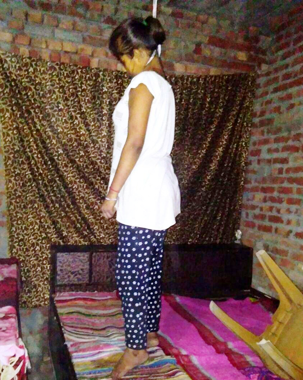 ਦੁਕਾਨਦਾਰ ਦੀਆਂ ਹਰਕਤਾਂ ਤੋਂ ਦੁਖੀ ਲੜਕੀ ਨੇ ਕੀਤੀ ਆਤਮਹੱਤਿਆ