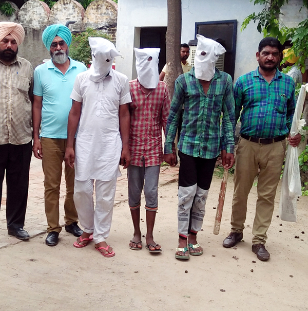 ਲੁਟੇਰਾ ਗਿਰੋਹ ਦੇ 3 ਮੈਂਬਰ ਕਾਬੂ, 2 ਫਰਾਰ