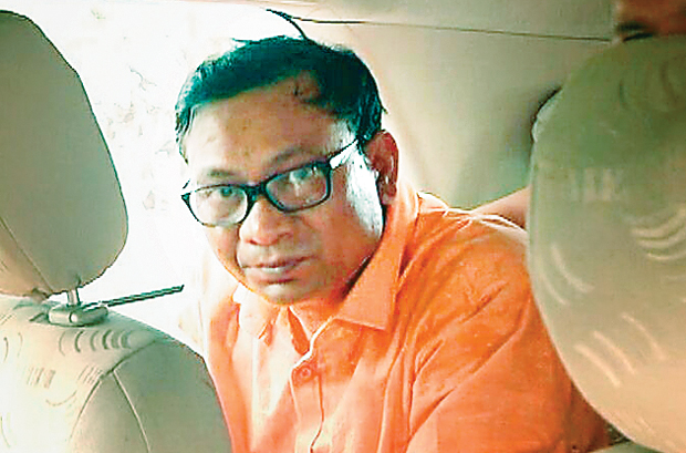 ਡਿਪਟੀ ਕੰਜ਼ਰਵੇਟਰ ਆਫ ਫਾਰੈਸਟ ਬਰਿੰਦਰ ਚੌਧਰੀ 1 ਲੱਖ ਰਿਸ਼ਵਤ ਲੈਂਦਾ ਕਾਬੂ