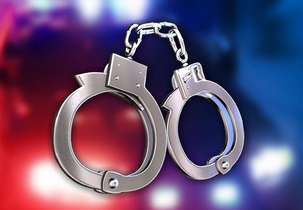 ਨਾਜਾਇਜ਼ ਸ਼ਰਾਬ ਸਮੇਤ 3 ਕਾਬੂ