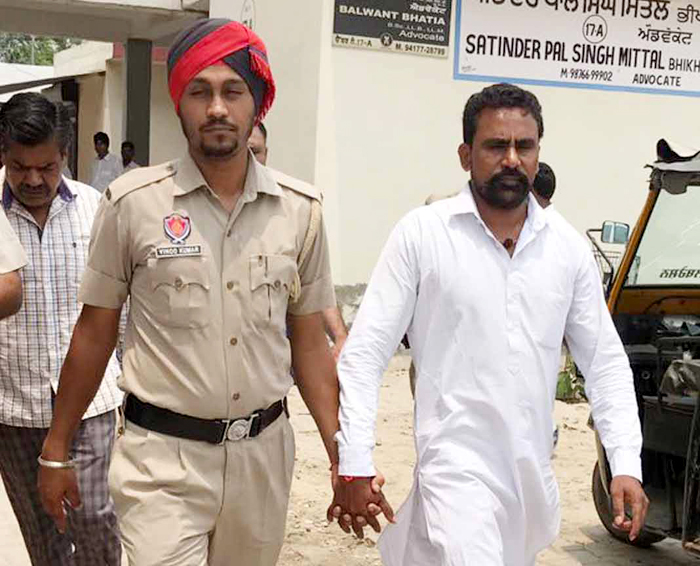 ਅਕਾਲੀ ਵਰਕਰ ਨੇ ਆਪਣੇ ਹੀ ਵਿਧਾਇਕ ਭੂੰਦੜ ਨੂੰ ਦੱਸਿਆ ਮਾਸਟਰ ਮਾਈਂਡ