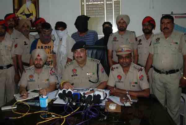 robbery robbery on a motorcycle with a police sticker