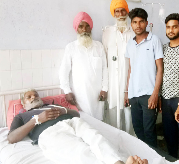 ਸੱਟਾਂ ਮਾਰਨ ਵਾਲੇ ਲੋਕਾਂ ਵਿਰੁੱਧ ਕਾਰਵਾਈ ਨਾ ਕਰਨ ਦੇ ਪੁਲਸ ''ਤੇ ਲਾਏ ਦੋਸ਼