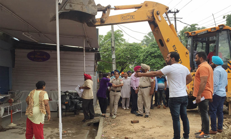 ਨਗਰ ਕੌਂਸਲ ਦਾ ਚੱਲਿਆ ''ਪੀਲਾ ਪੰਜਾ''