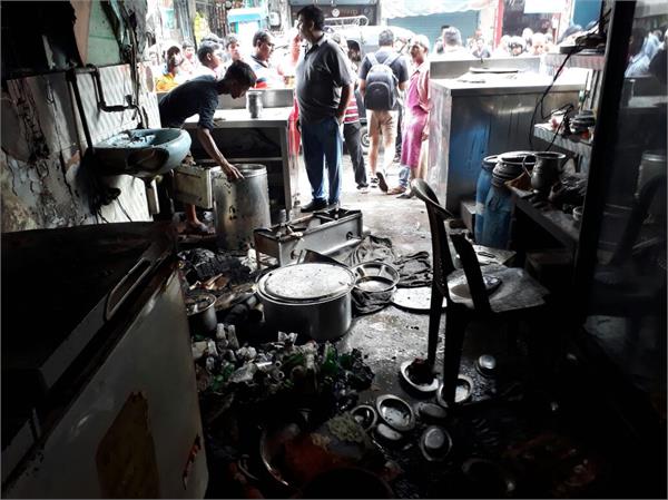 a fire in a cylinder eruption in the dhaba
