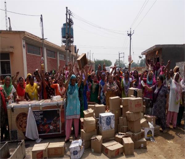 female employees protest against drunker