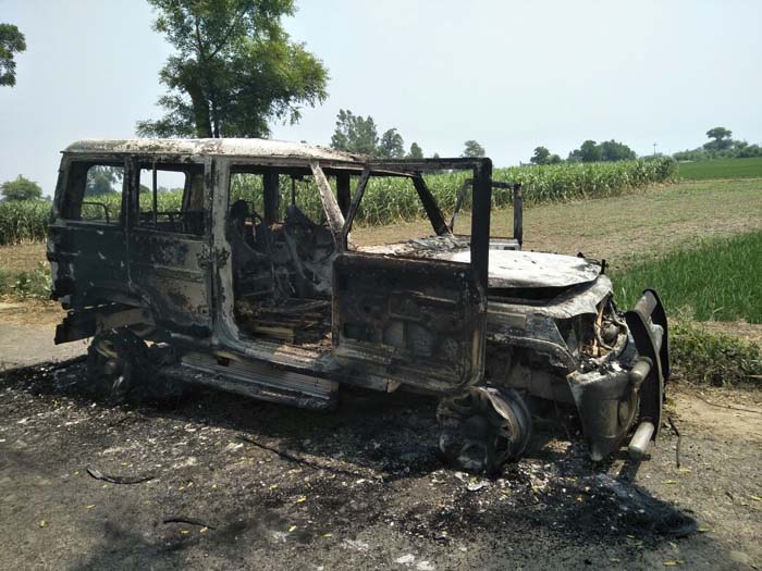 ਮੁਕਤਸਰ : ਅਣਪਛਾਤੇ ਵਿਅਕਤੀਆਂ ਨੇ ਬਲੈਰੋ ਗੱਡੀ ਨੂੰ ਲਗਾਈ ਅੱਗ