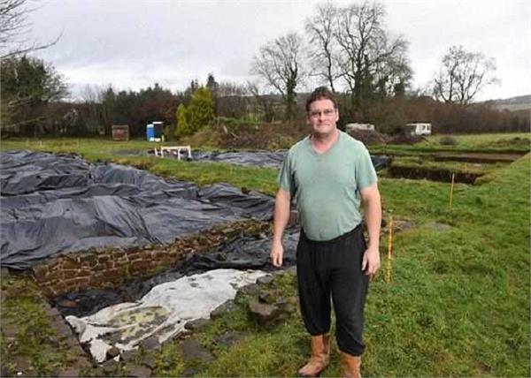 bought a plot of life time income sensual sensation during excavation