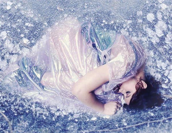 nature  miracle  minus 22 degrees  temperature