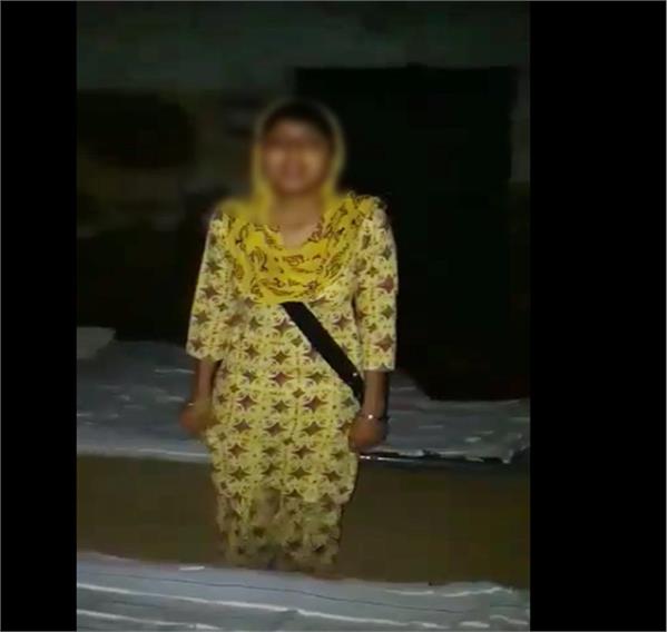 girl abused in bus by police inspector