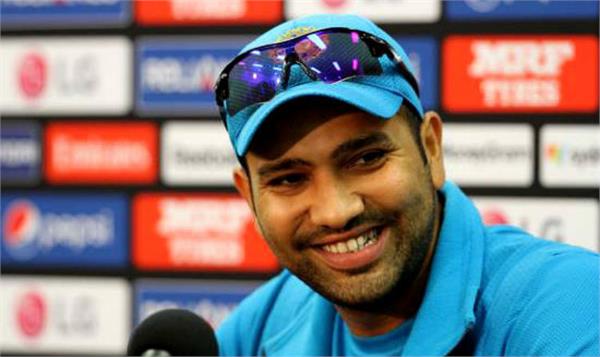 rohit compared with lasith malinga of this indian bowler