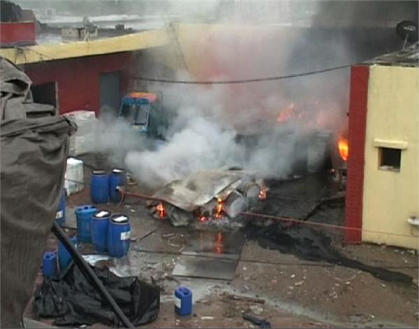 fire at a godown in chandigarh 