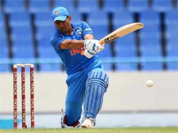 pakistan captain said  dhoni should be seized from the contract  grade   a  