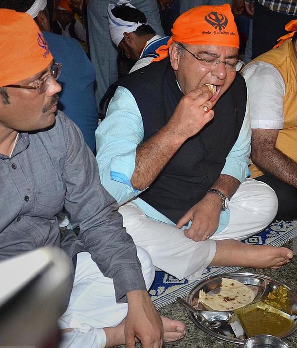 gst issue on langar by meeting sad leader jaitley