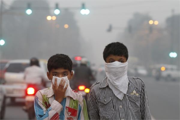 air of delhi poisoned