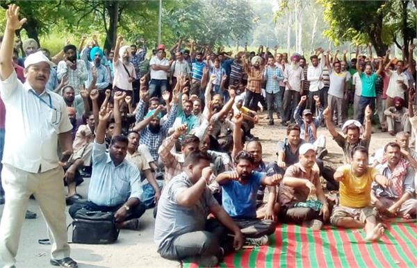 contract racket by contractor workers union