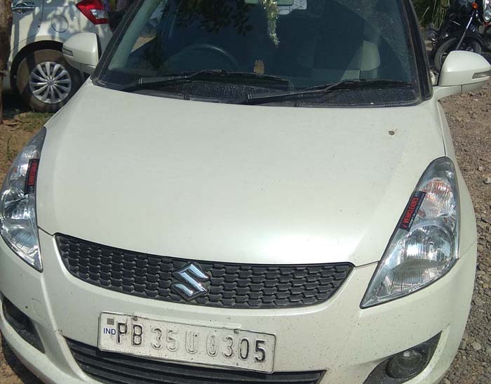 ਨਾਕੇ ''ਤੇ ਤਾਇਨਾਤ ਪੁਲਸ ਮੁਲਾਜ਼ਮਾਂ ਨਾਲ ਸਵਿਫ਼ਟ ਤੇ ਮੋਟਰਸਾਈਕਲ ਸਵਾਰ ਨੌਜਵਾਨਾਂ ਨੇ ਕੀਤੀ ਬਦਸਲੂਕੀ