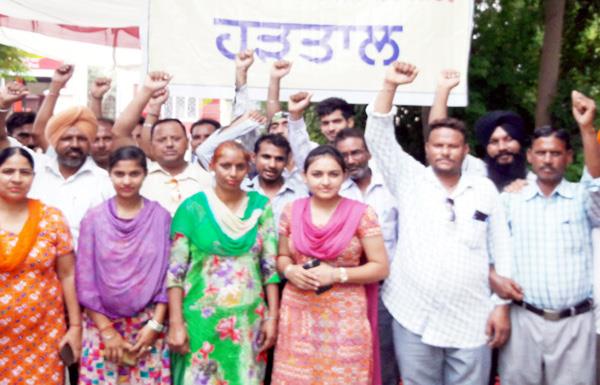 static rural postman on strike