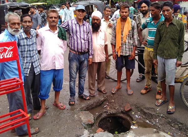 invitation to open spaceships of open manhole