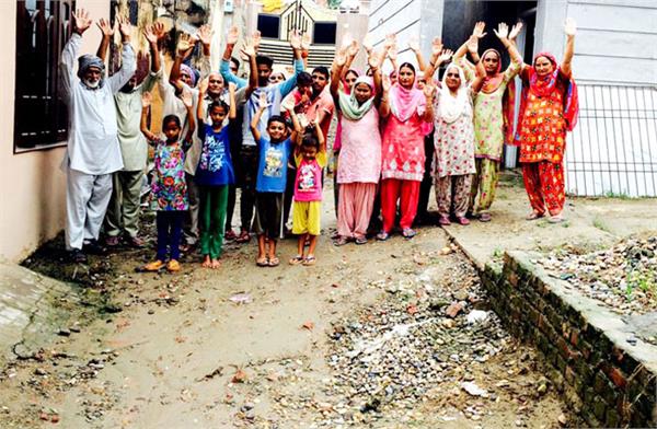 construction of a broken street is not happening for 5 6 years