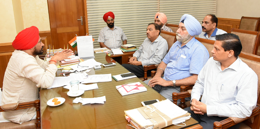 ਆਈ. ਟੀ. ਆਈ. ਪ੍ਰੀਖਿਆਵਾਂ ''ਚ ਨਕਲ ਰੋਕਣ ਲਈ ਹੋਵੇਗੀ ਅਚਨਚੇਤ ਚੈਕਿੰਗ