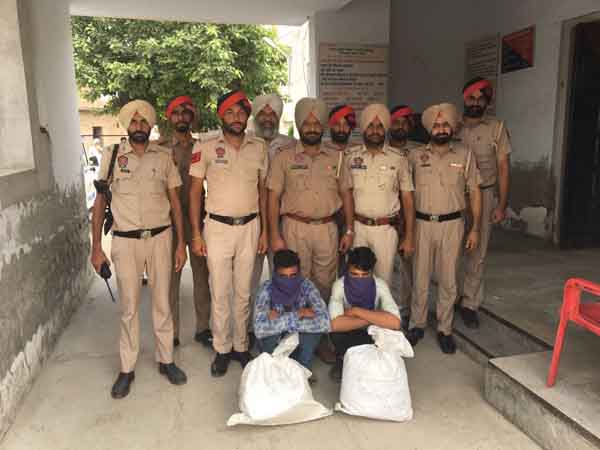 20 ਕਿਲੋ ਭੁੱਕੀ ਸਣੇ 2 ਕਾਬੂ