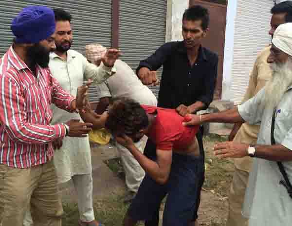 ਟਰੱਕਾਂ ''ਚੋਂ ਅਨਾਜ ਚੋਰੀ ਕਰਨ ਵਾਲਾ ਇਕ ਕਾਬੂ