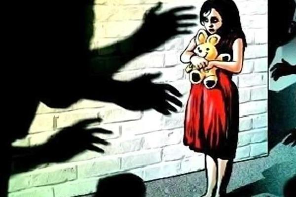 mumbai girl arrested for raping girl  schoolgirl arrested