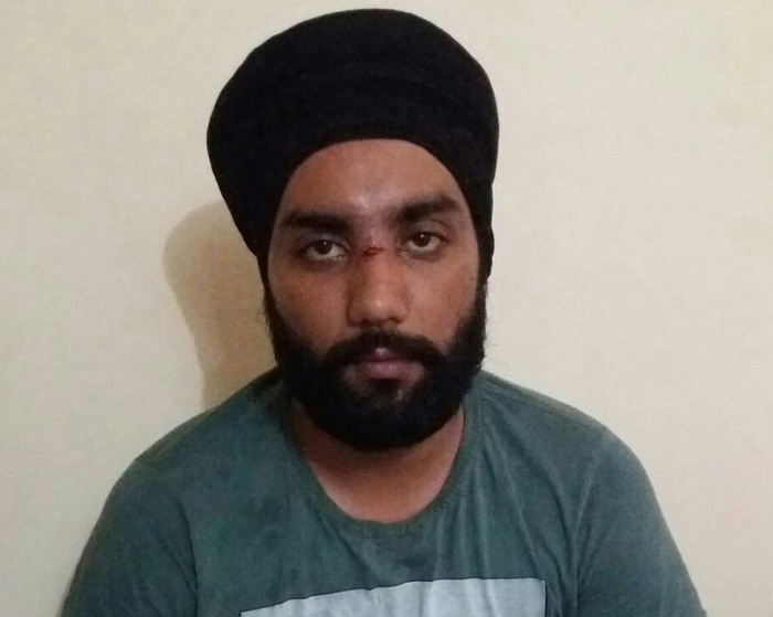 ਚੋਰੀ ਕਰ ਰਹੇ ਨੌਜਵਾਨ ਵੱਲੋਂ ਘਰ ਦੇ ਮਾਲਕ ''ਤੇ ਹਮਲਾ