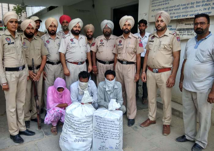 ਪਿਓ-ਧੀ ਸਮੇਤ 3 ਵਿਅਕਤੀਆਂ ਤੋਂ ਨਸ਼ੀਲੀਆਂ ਗੋਲੀਆਂ ਤੇ ਸ਼ੀਸ਼ੀਆਂ ਬਰਾਮਦ