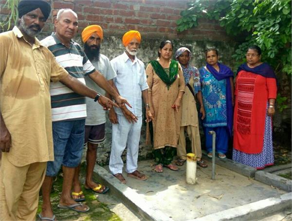 motor and wire theft by unidentified thieves in elementary school