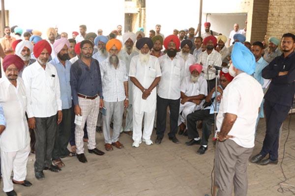 the gate rally in protest against the new transport policy