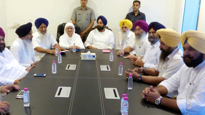 ਹਰ ਵਰਗ ਕਾਂਗਰਸ ਸਰਕਾਰ ਨੂੰ ਕੋਸ ਰਿਹੈ : ਮਜੀਠੀਆ