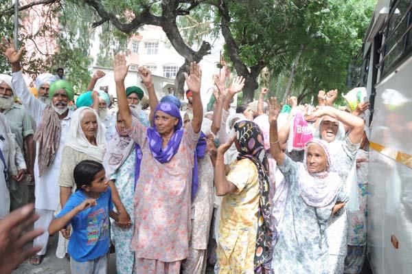 jail bara movement  158 farmers including 38 women were arrested