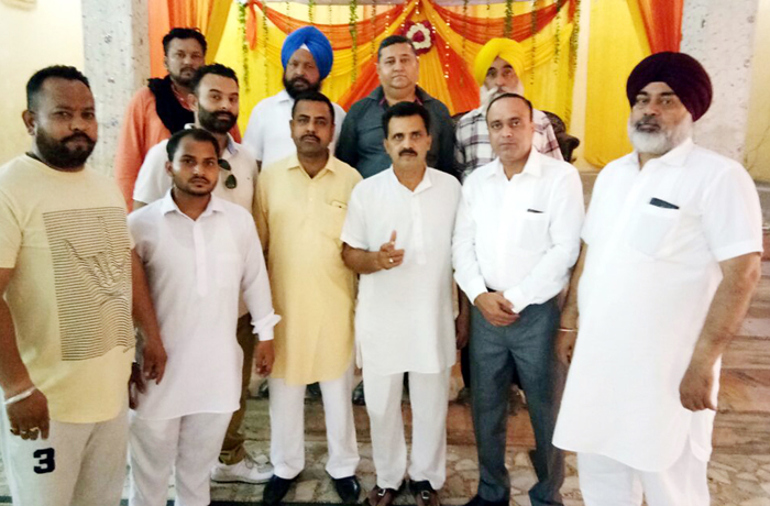 ਲੱਖਾਂ ਰੁਪਏ ਦੀਆਂ ਫਾਈਲਾਂ ਹੋਈਆਂ ਪਾਸ, ਗੱਡੀਆਂ ਫਿਰ ਵੀ ਕੰਡਮ, ਕਿੱਥੇ ਗਏ ਪੈਸੇ