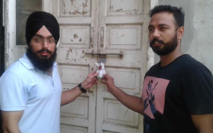 ਸ਼ਰੇਆਮ ਪ੍ਰਾਈਵੇਟ ਗੋਦਾਮ ''ਚ ਉਤਾਰੀ ਜਾ ਰਹੀ ਸਰਕਾਰੀ ਕਣਕ ਜ਼ਬਤ