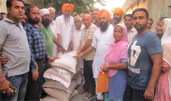 distribution of cheap wheat to poor families