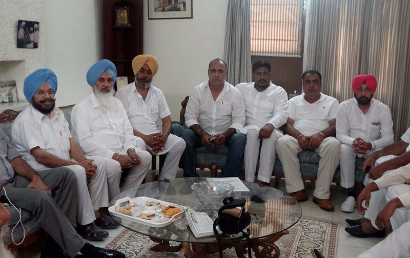 ਆਪ੍ਰੇਟਰਾਂ ਦੀ ਮੁੱਖ ਮੰਤਰੀ ਦੇ ਪ੍ਰਮੁੱਖ ਸਕੱਤਰ ਨਾਲ ਪਰਸੋਂ ਮੀਟਿੰਗ ਤੈਅ, ਹਾਈ ਕੋਰਟ ''ਚ ਪੇਸ਼ੀ ਵੀ ਹੋਵੇਗੀ