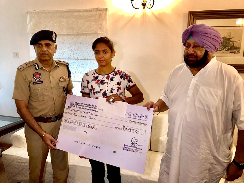 ਮੁੱਖ ਮੰਤਰੀ ਨੇ ਹਰਮਨਪ੍ਰੀਤ ਨੂੰ ਡੀ. ਐੱਸ. ਪੀ. ਨਿਯੁਕਤ ਕਰਨ ਦੇ ਡੀ. ਜੀ. ਪੀ. ਅਰੋੜਾ ਨੂੰ ਦਿੱਤੇ ਨਿਰਦੇਸ਼
