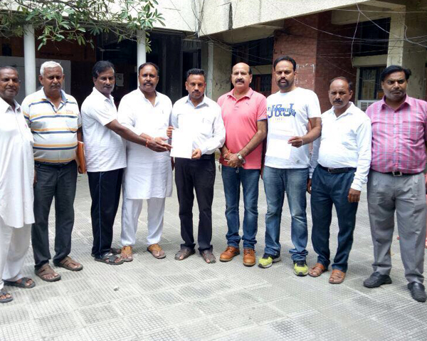 ਕਾਂਗਰਸੀ ਵਰਕਰ ਪ੍ਰਵੀਨ ਜੈਨ ਨੇ ਕਿਹਾ ਕੌਂਸਲਰ ਮੇਜਰ ਸਿੰਘ ਤੋਂ ਜਾਨ ਦਾ ਖਤਰਾ, ਪੁਲਸ ਕਮਿਸ਼ਨਰ ਨੂੰ ਦਿੱਤੀ ਸ਼ਿਕਾਇਤ