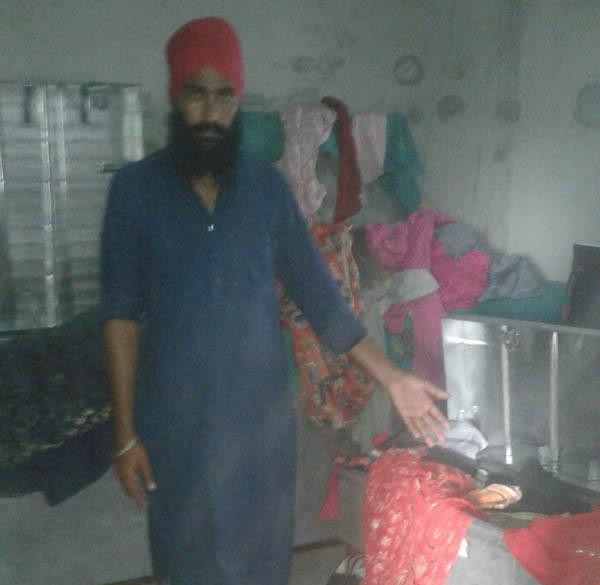 the thieves cleaned the hands on cash and ornaments