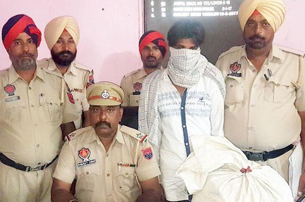 1 arrested including 10 gram pork