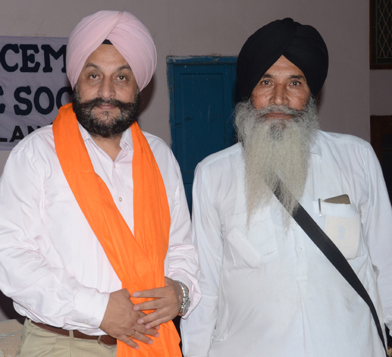 ਪਿੰਡ ਬੁੱਟਰ ਕਲਾਂ ਵਿਖੇ ਸਾਬਕਾ ਫੌਜੀਆਂ ਦੀਆਂ ਦੁੱਖ-ਤਕਲੀਫਾਂ ਸੁਣੀਆਂ