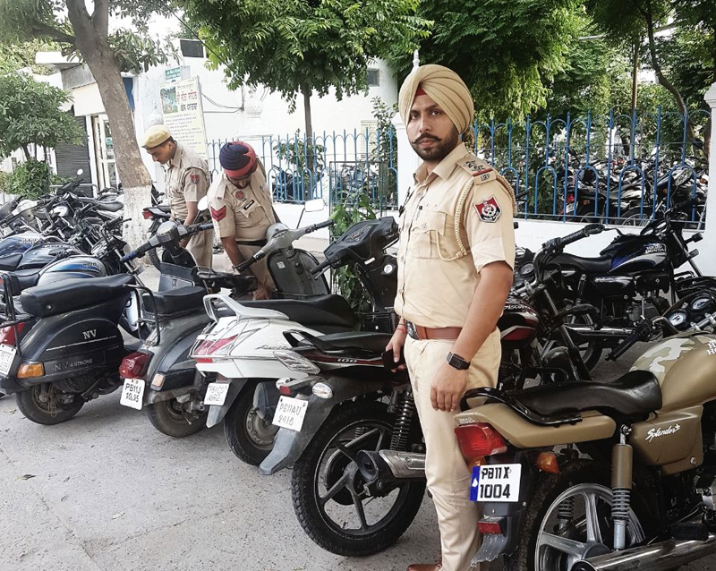 ਆਜ਼ਾਦੀ ਦਿਹਾੜੇ ਦੇ ਮੱਦੇਨਜ਼ਰ ਪੁਲਸ ਨੇ ਚਲਾਇਆ ਸਰਚ ਆਪ੍ਰੇਸ਼ਨ