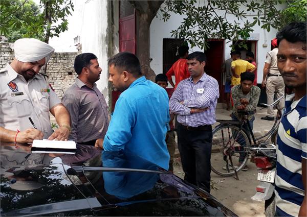 3 robbers robbed of 3 armed robbers