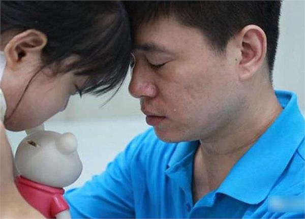 7 year old girl forbids medical treatment  due to certain reasons