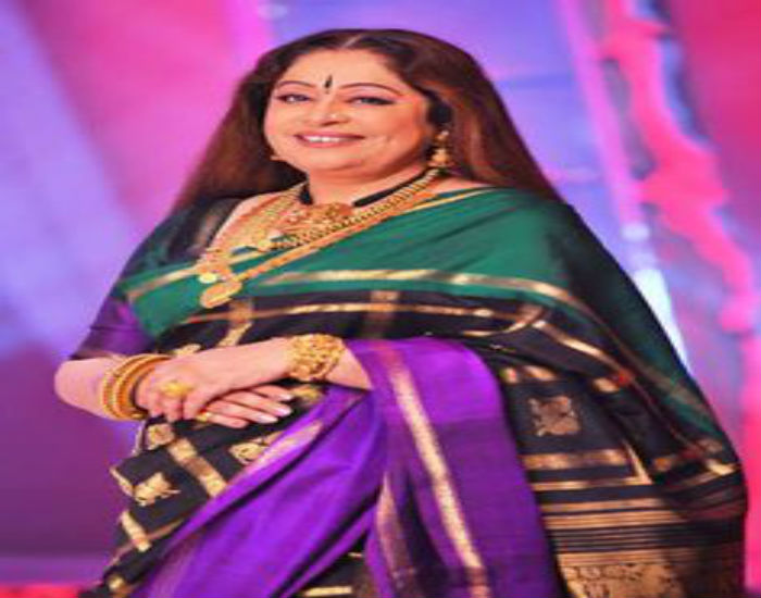 ਹੋਟਲਾਂ ਤੇ ਕਲੱਬਾਂ ''ਚ ਸ਼ਰਾਬਬੰਦੀ ਨੂੰ ਜਲਦੀ ਹਟਾਏ ਪ੍ਰਸ਼ਾਸਨ : ਕਿਰਨ